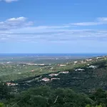 In With Scenic Hilltop Views *