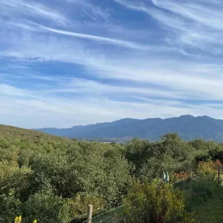 In With Scenic Hilltop Views * Le Boulou