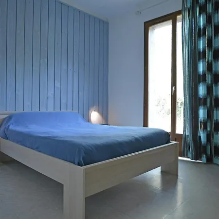Villa In With Scenic Hilltop Views