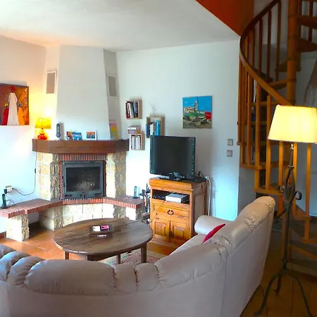In With Scenic Hilltop Views Villa Le Boulou