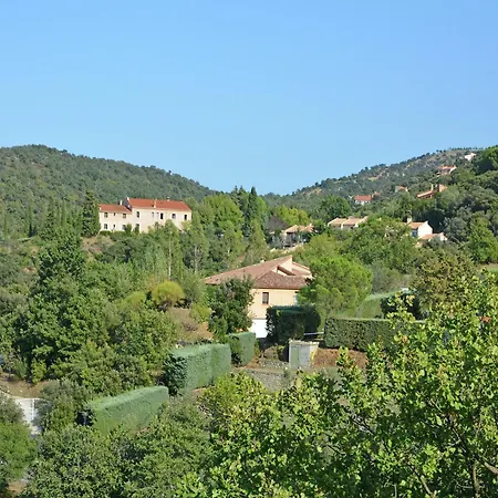 In With Scenic Hilltop Views Villa
