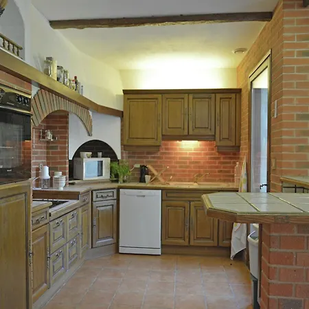 In With Scenic Hilltop Views Villa Le Boulou